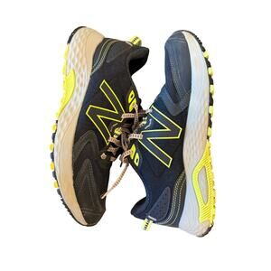 New Balance Navy 410 Trail Sneakers Running Shoes Women size 9.5